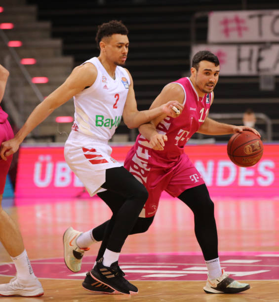 布彭扎用两 布彭扎用两