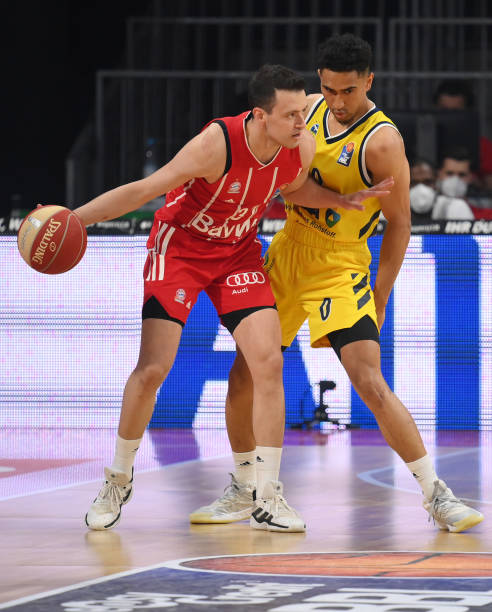 上的运用 上的运用